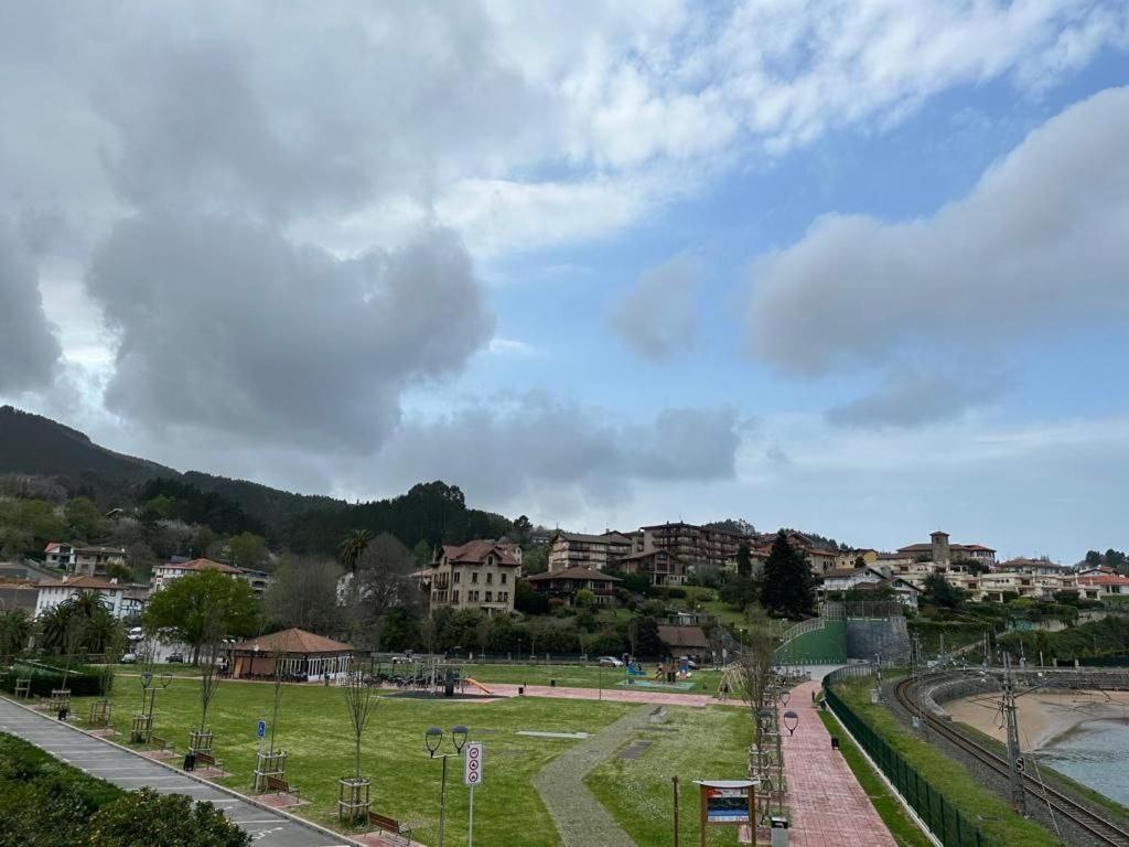 Sukarrieta Urdaibai Appartement Buitenkant foto